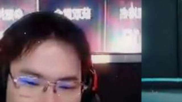 王浩宇触发底层代码，比赛打暗号的来了