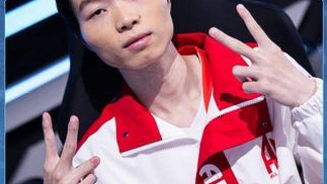 【亚洲杯交叉淘汰赛】第四日第二场第二轮
AG.YanG vs Yi
第七局：极速航天城 超级新星实至