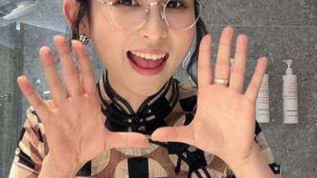 他们说让我再跳一曲说不定有奇迹 我说好吧那我跳一曲
给CNOW助助兴！