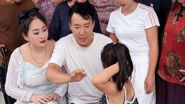 受人一滴水，知道去报恩，交友看人品，先看他孝顺不孝顺