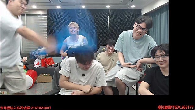 张导演教育棒肉后续表示已经道歉，狂魔哥表示道歉以及解说了为何控制不住脾气的原因，气锤敲头回放