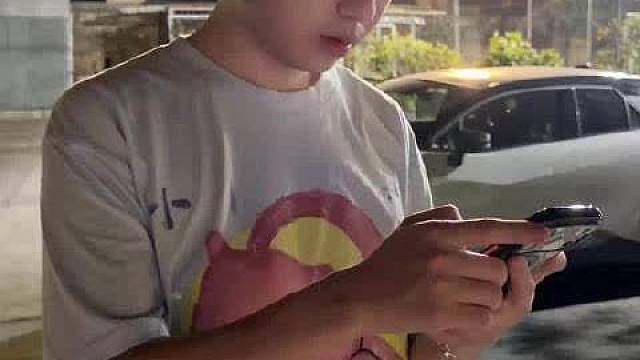 花海简直就是钎城的专属摄影师，拍了好多照片！ ​​​