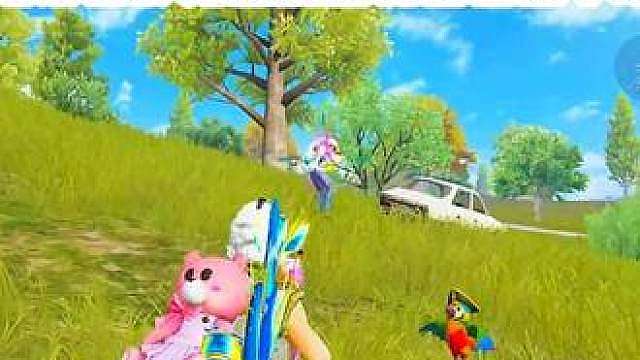 世一正式单四登顶无敌战神，和粉丝合影差点服务器崩溃?