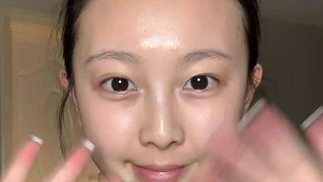 沉浸式化个氛围感上镜妆