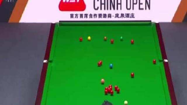 比 6 不敌吉尔伯特，1-1 平后连丢五局，遗憾止步中国公开赛首轮，不少球迷看得满心惋惜。 ​​​