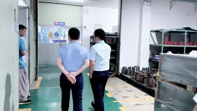 “不积跬步，无以至千里；不积小流，无以成江海”—— 荀子