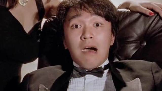 盘点星爷经典粤语搞笑对白名场面:一个唏嘘的猪肉佬笑到碌地