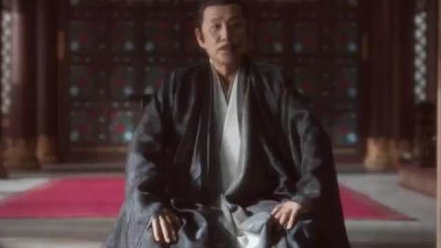 范闲陈萍萍在百官面前合演双簧只为堵住悠悠众口，赖明诚参奏范家开办青楼让其罢官
