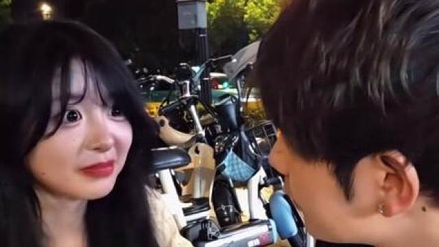 童锦程开法拉利吃杭州路边摊烧烤，结账被老板收650