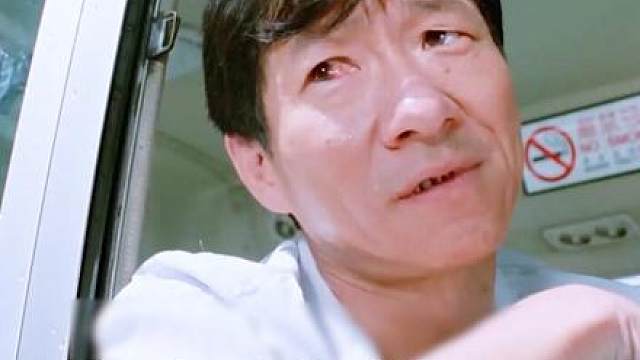 飞全为了帮胖子处理麻烦事，还意外获得了飘哥的赏识