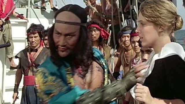 成龙最经典作品之一《A计划》马如龙前往三炮岛