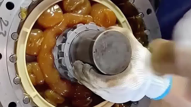 超解压的减速器齿轮密封件安装过程#机械设备 #机械制造 #减速器 #密封件 #安装技巧