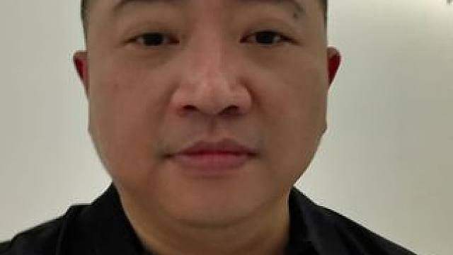 兄弟们，这几天我在深圳 11号回来继续直播魔兽争霸