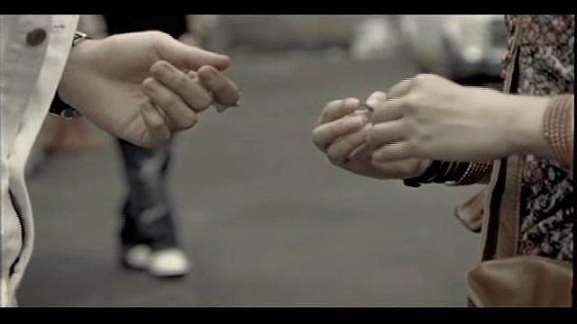 十八年前，BIGBANG发表歌曲《HARU HARU》 ​​​