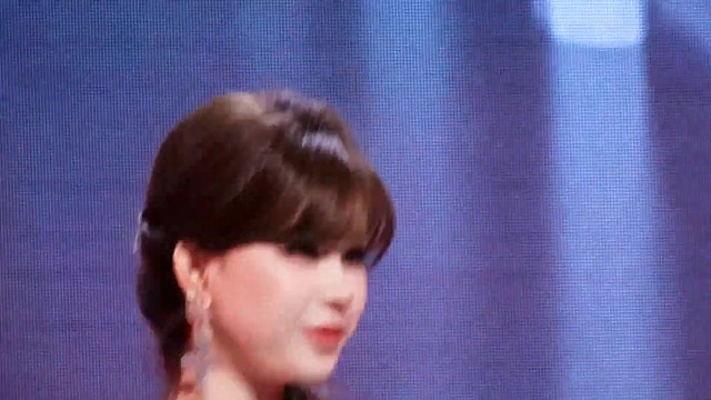 客官不可以 你靠得越来越近#客官不可以 #麦小兜