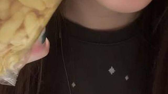 吃沙琪玛哟_油润香甜我爱吃