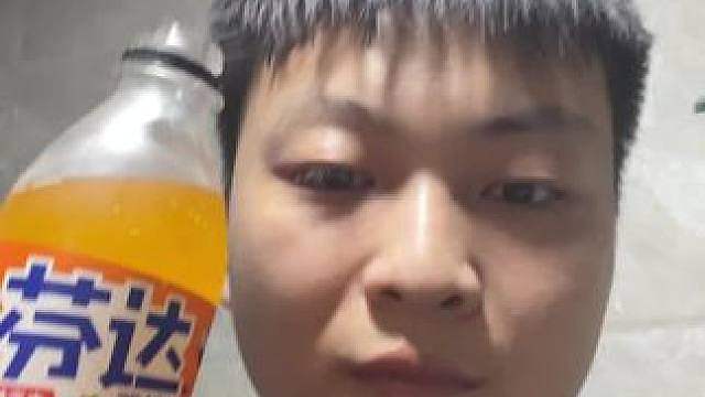 饮料还是碳酸的爽！无糖就更好了！
