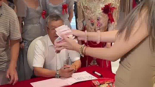 鸡毛没拍出来，还发个视频