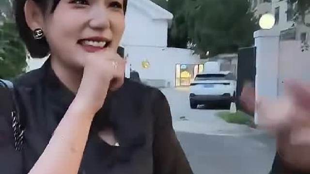 没事，男人要有点血性，不要在乎亲戚的目光！
