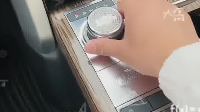 这车把我的路挡住了