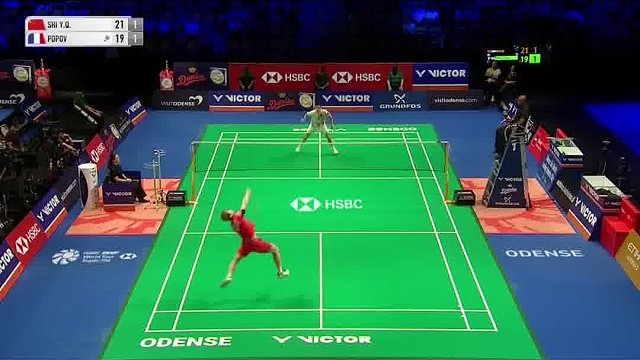 石宇奇杀吊结合出手一致 打乱对手防守站位