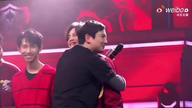 “我和他们一样吗” 尹正这一段我真得逐帧抠着学才行