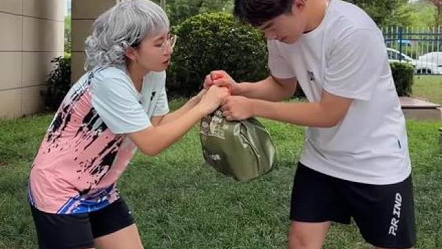 羽毛球圈也有超级英雄