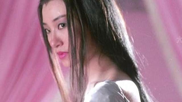 女鬼看上秋生，秋生夜宿鬼屋