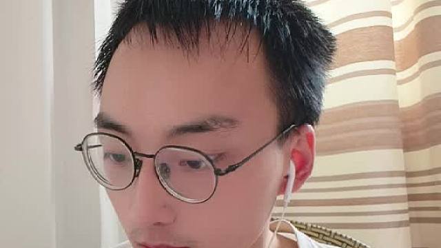 七点就爬起来弄视频啦 系统选的封面有点呆 还没想好写啥文案 先这样吧 希望今天能发出去