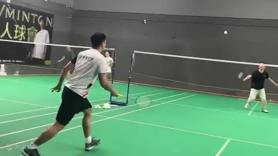 事实证明打羽毛球减肥效果一般