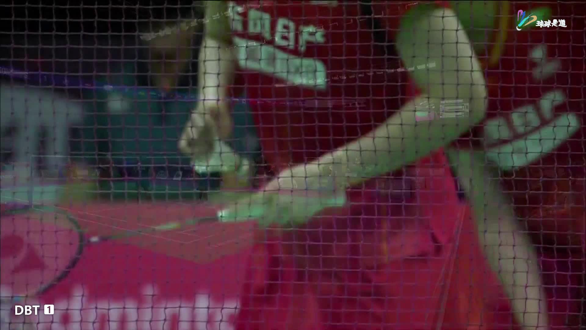 李怡婧/罗徐敏 vs 阿莱西娅/费比世界羽毛球锦标赛1/4