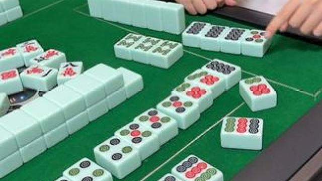 怎么胡不了呢？会不会玩啊