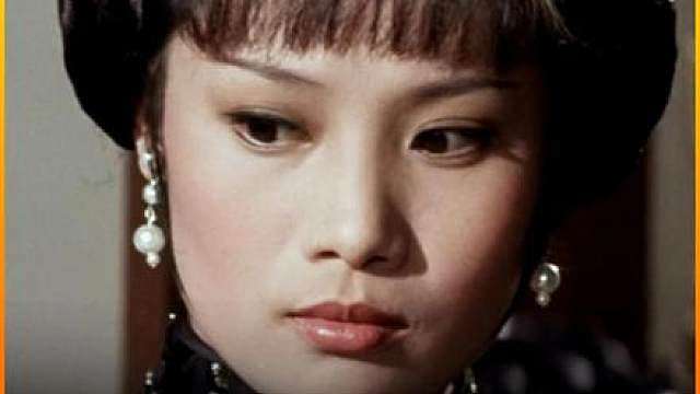 女孩深山老林中玩耍，突然遭遇三名恶霸，结果令人大吃一惊