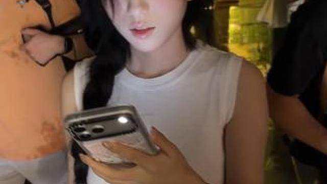 这种女孩最精了