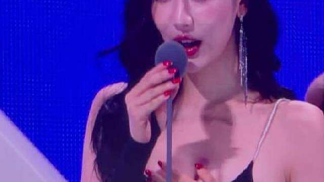 aespa获得TIMA年度最佳海外女团，宁艺卓中文发表获奖感言 ​​​