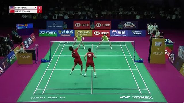 梁伟铿/王昶后杀衔接前封 双人配合压缩对手回球空间