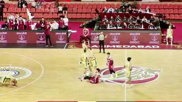 U18男篮不敌澳大利亚获亚军裁判惹争议？