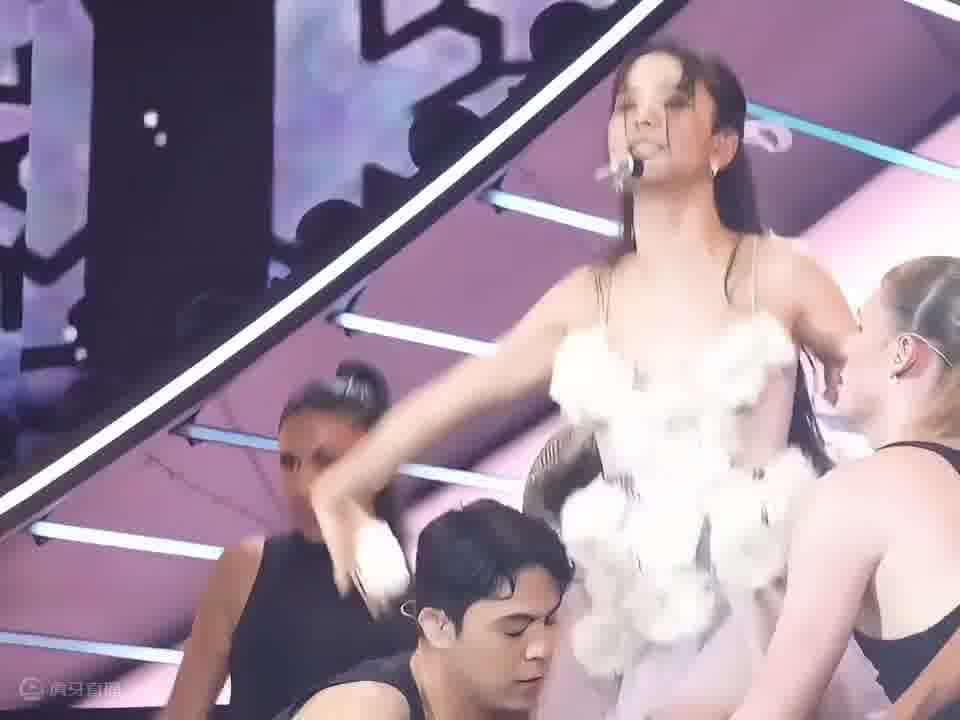 对这个工作的热爱都写在了脸上