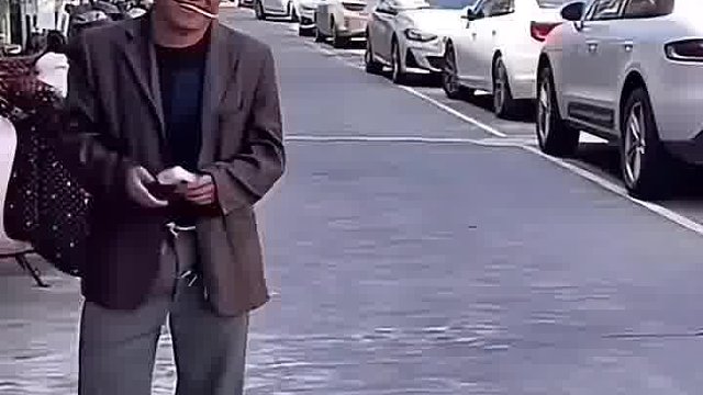 把钱都花在刀刃上