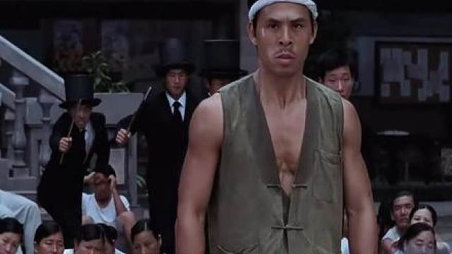 猪笼城寨三剑客联手退敌-功夫经典片段