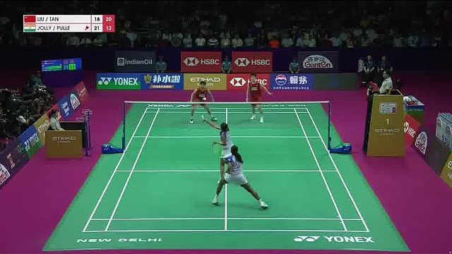 刘圣书/谭宁轻吊调动配合 顺势创造网前拦截得分机会