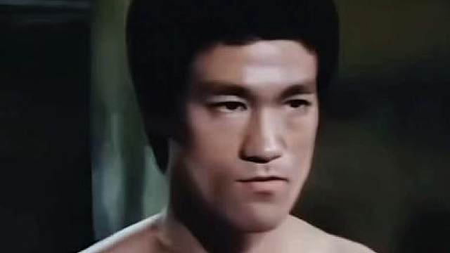 多少人的功夫梦，是从李小龙开始。影响了星爷，也影响了整整一个时代。传奇永不落幕。