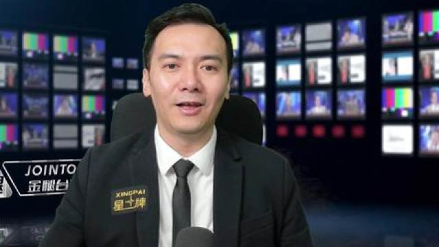 中国公开赛颁奖，被颁奖主持人圈粉了啊，有她的号给我推推呀 这位主持人全程双语主持无缝切换，决赛落杆后直接衔接球员采访与颁奖流程，全程没有“嗯、啊”这类冗余语气词，节奏紧凑丝毫不拖沓，整场仪式流畅度拉满，几乎全程无尿点。