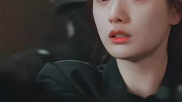 一个顶尖杀手爱上女警察的故事