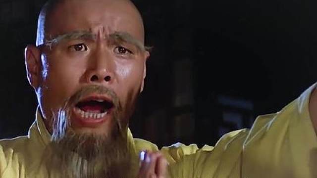 和尚想用佛珠消灭恶鬼，不料却被对方给反杀