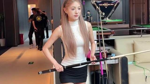依旧站位