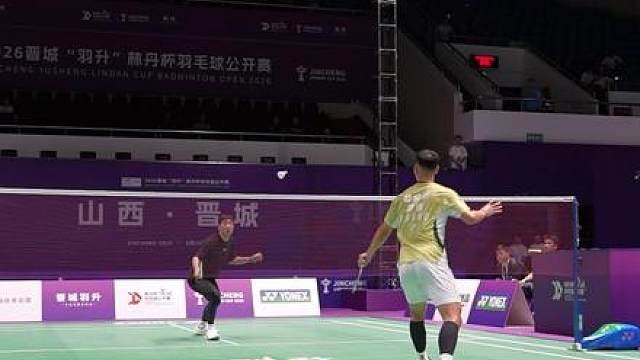 轻取！赵俊鹏31-16战胜韩国李东根
