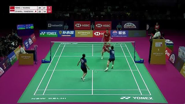 冯彦哲/黄东萍中半场抢压进攻 同步上压压缩对手防守空间