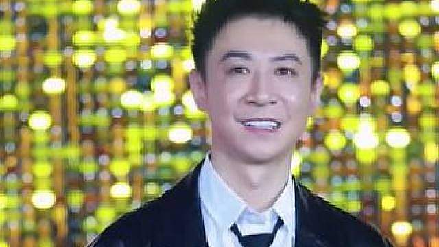 有钱真的可以改变面相，看张维伊就知道了。