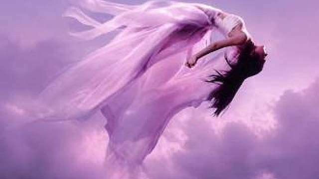 Jennie Fallen Angel 官方试听释出 太好听了 我将严肃等到8月28日（本周五）中午12:00音源上线